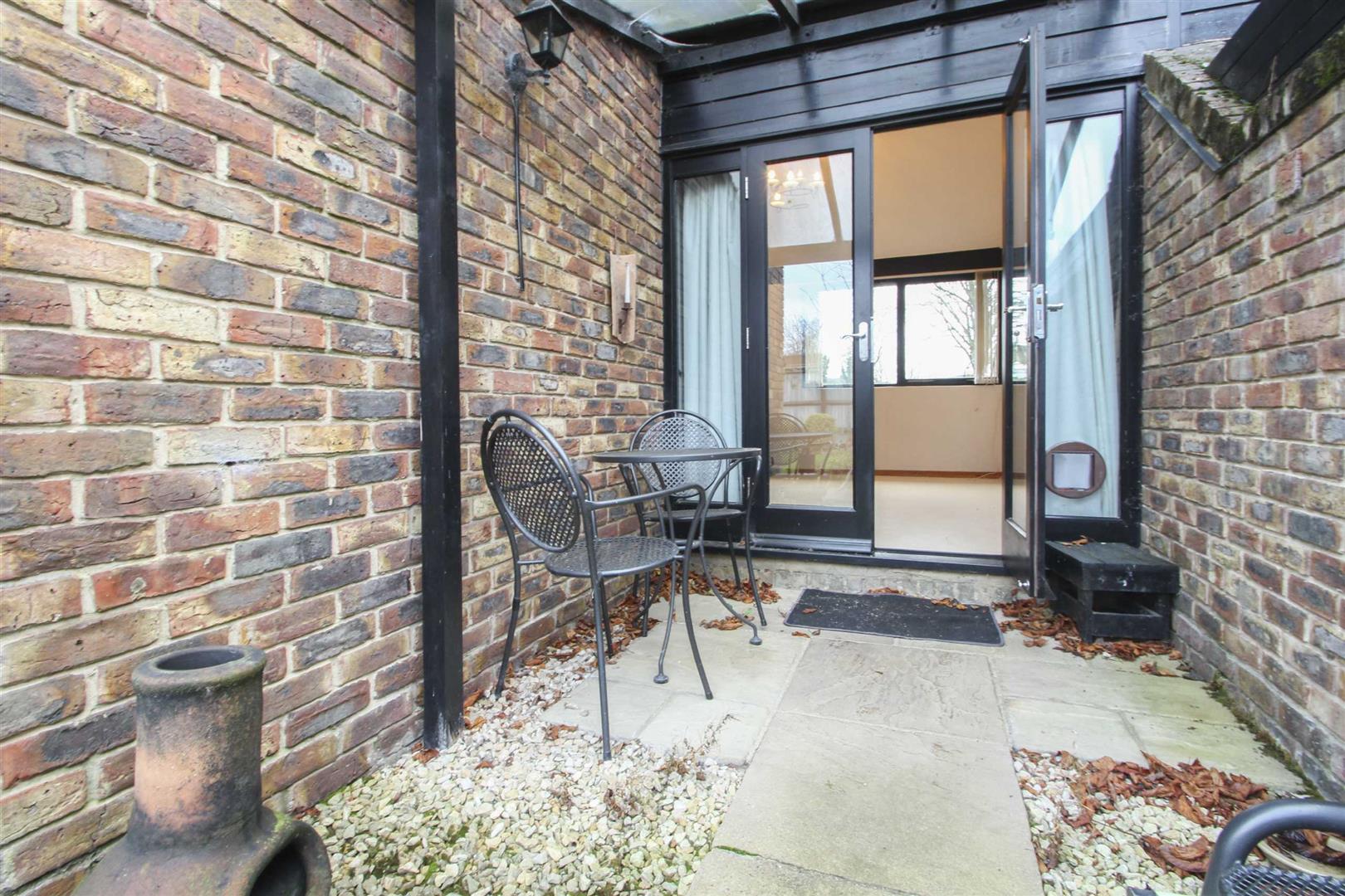 Rendlesham, Woolstone, Milton Keynes